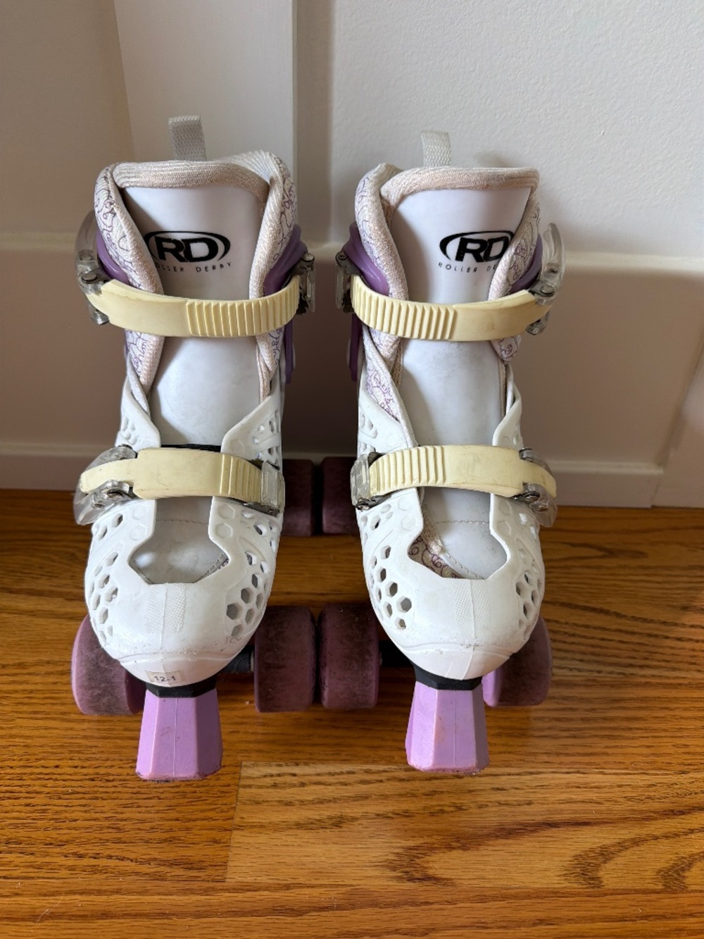 Roller Derby Roller-skate Purple White Sz 12-2